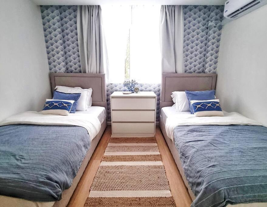Astria Homes- Your Seaside Home Хулхумале Екстериор снимка